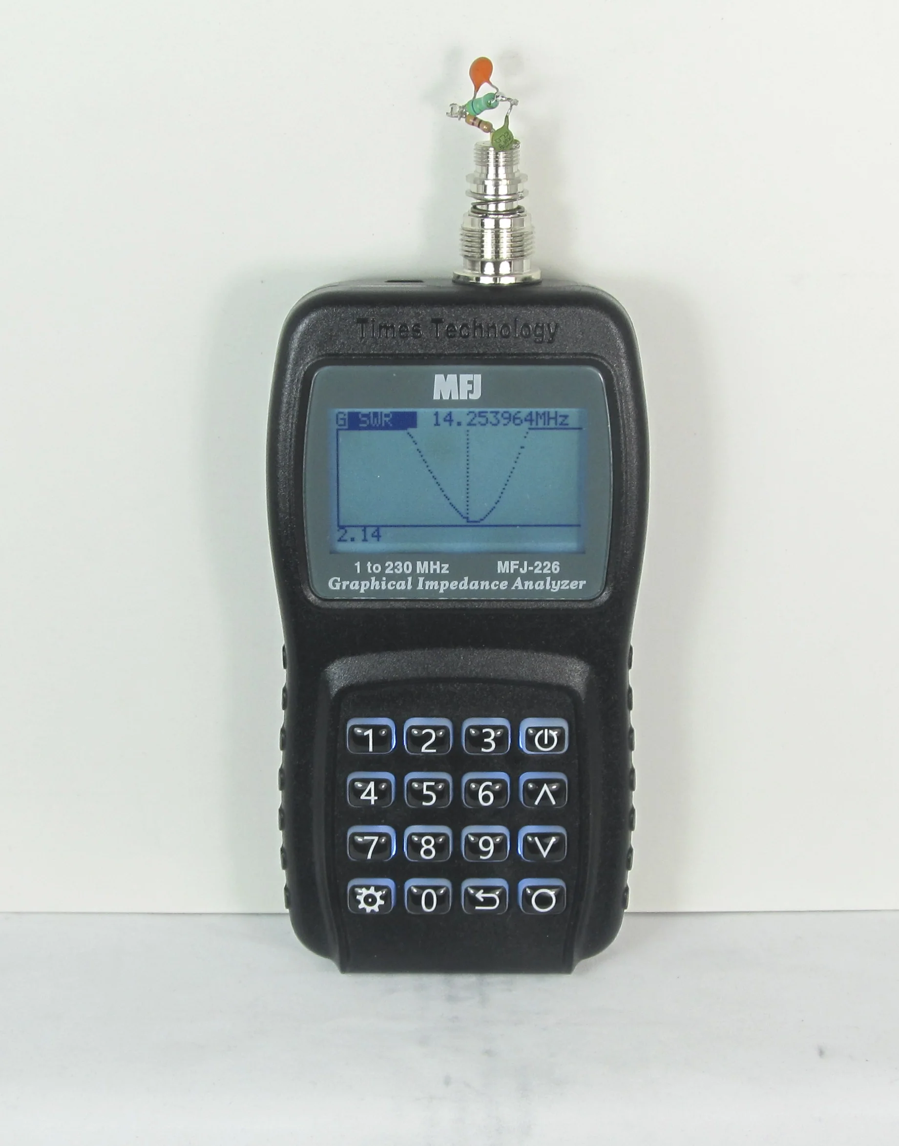 MFJ-226,Graphical Antenna Analyzer, 1-230 MHz New! - Image 2